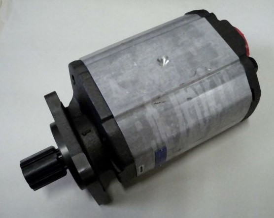 Čerpadlo QLS 100R.033.48 repas zadní vývod TATRA 97555