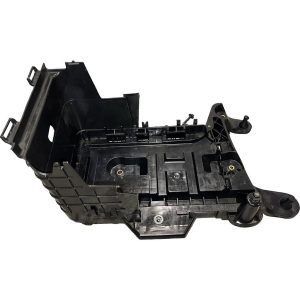 VW Tiguan 5N r.v. 2010 držák baterie 1K0915333 1K0915325A 3C0915336A S5VX3T84064 VW Tiguan 5N r.v. 2010 držák baterie 1K0915333 1K0915325A 3C0915336A S5VX3T84064