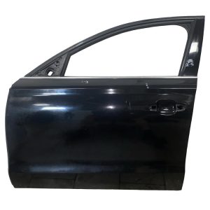 Audi A8 D4 4H sedan r.v. 2010 černá metalíza kód barvy LZ9Y levé přední dveře S5VX3T45449 Audi A8 D4 4H sedan r.v. 2010 černá metalíza kód barvy LZ9Y levé přední dveře S5VX3T45449
