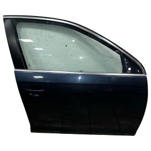 VW Golf 6 kombi r.v. 2010 modrá satin metalíza kód barvy LC5F pravé přední dveře S5VX3T72018 VW Golf 6 kombi r.v. 2010 modrá satin metalíza kód barvy LC5F pravé přední dveře S5VX3T72018
