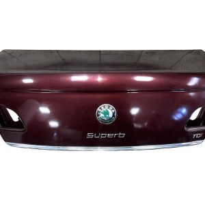 Škoda Superb 2 sedan r.v. 2009 vínová metalíza kód barvy LF3X 9893 X7X7 páté dveře S5VX3T73445 Škoda Superb 2 sedan r.v. 2009 vínová metalíza kód barvy LF3X 9893 X7X7 páté dveře S5VX3T73445