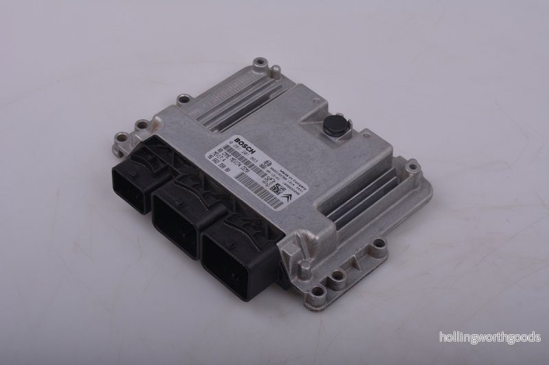 Řídící jednotka EDC17 VOLKSWAGEN 0281031066